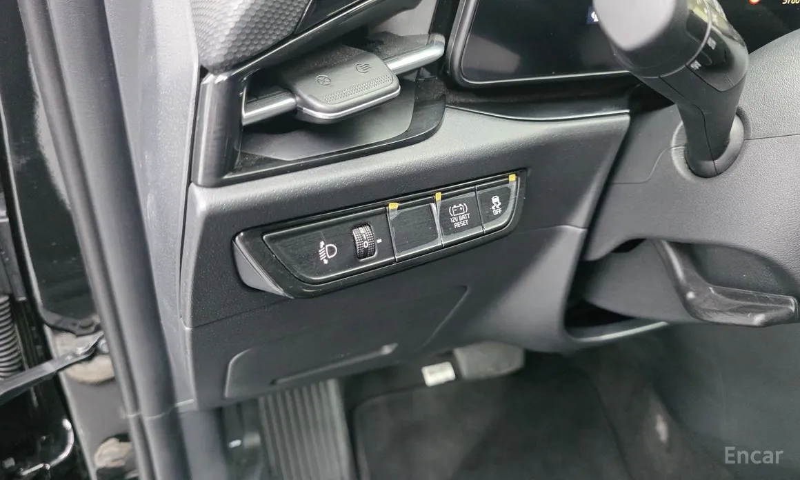 Фото 14 - Kia Niro