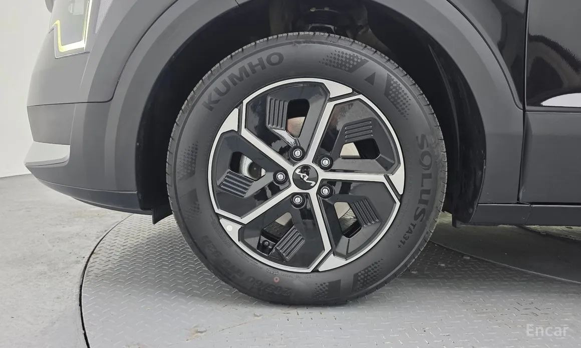 Фото 5 - Kia Niro