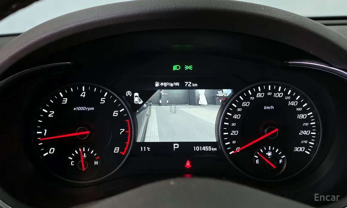 Фото 8 - Kia Stinger