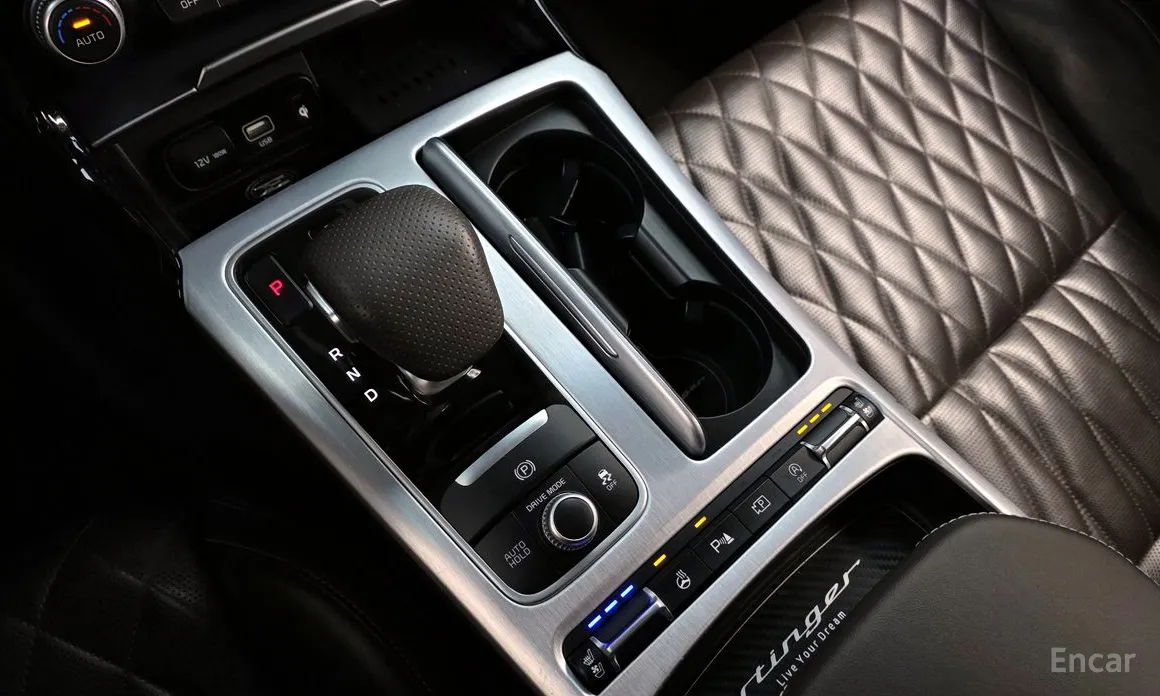 Фото 9 - Kia Stinger