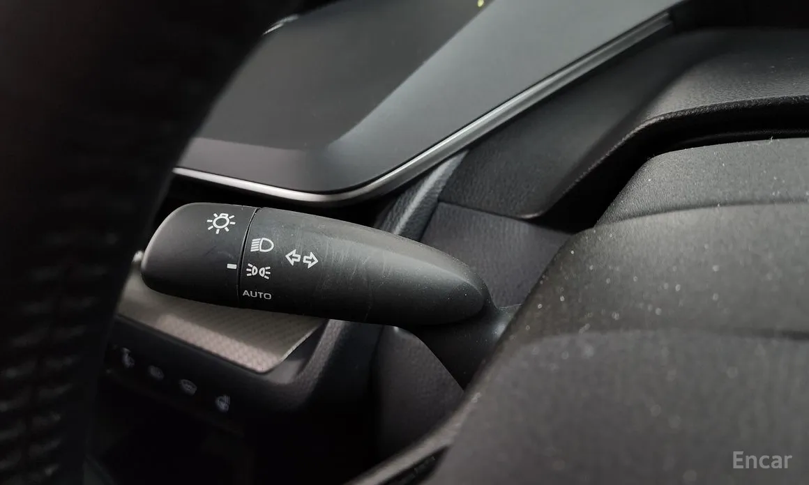 Фото 14 - Toyota Prius