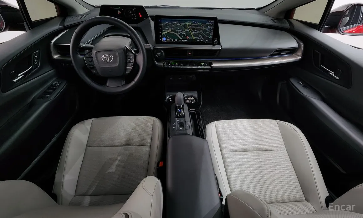 Фото 7 - Toyota Prius