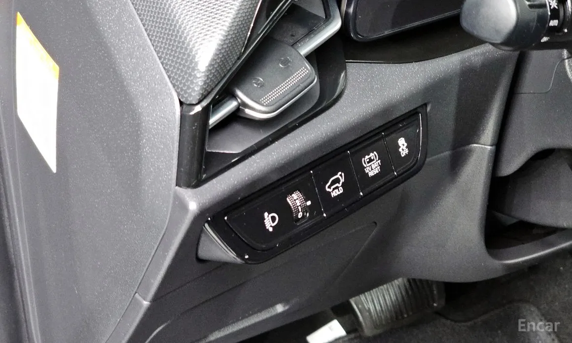 Фото 14 - Kia Niro