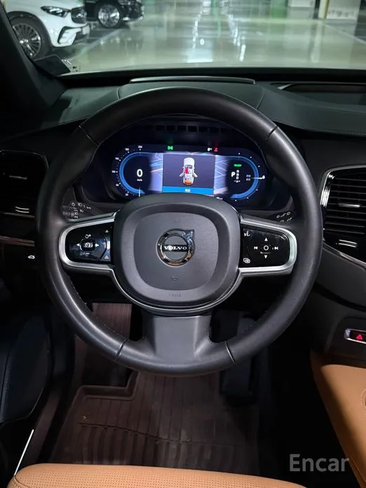 Photo 12 - Volvo XC90