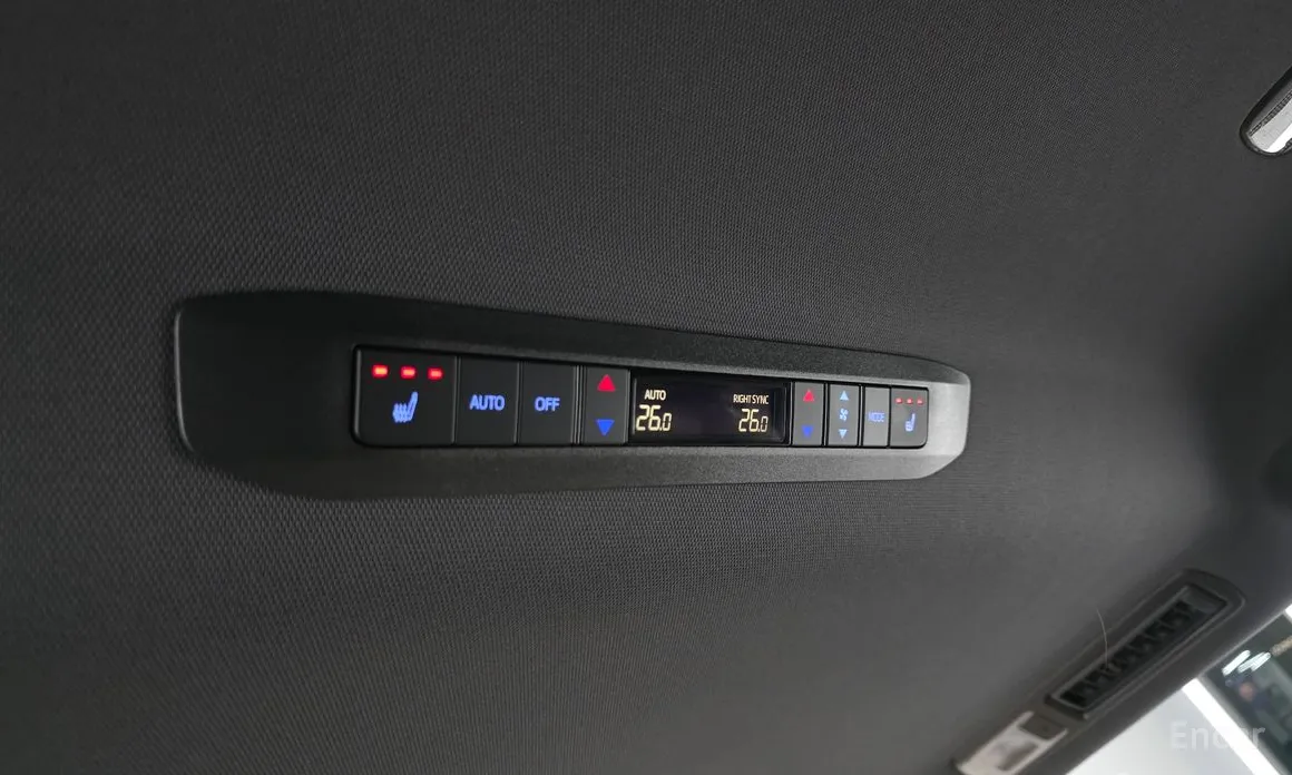 Фото 18 - Toyota Sienna