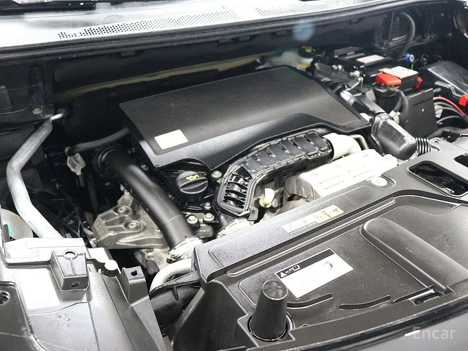 Фото 18 - Peugeot 3008