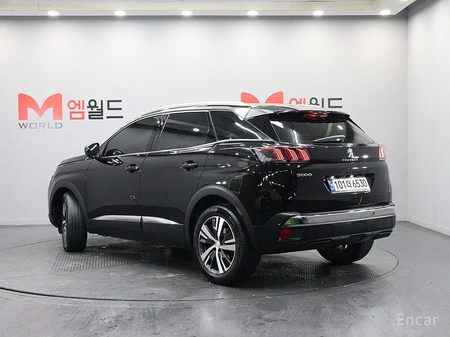 Фото 4 - Peugeot 3008