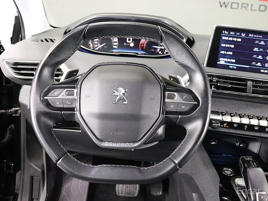 Фото 7 - Peugeot 3008