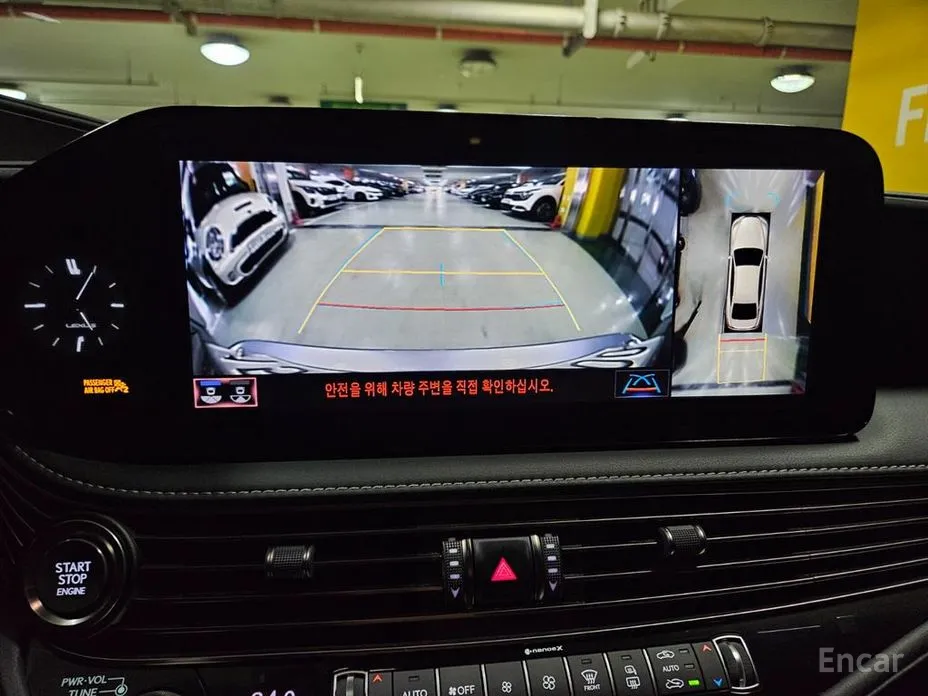 Фото 9 - Lexus LS