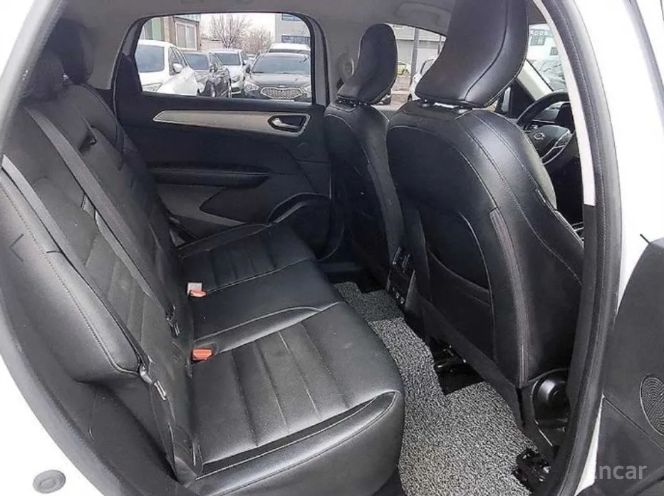 Фото 16 - Renault XM3