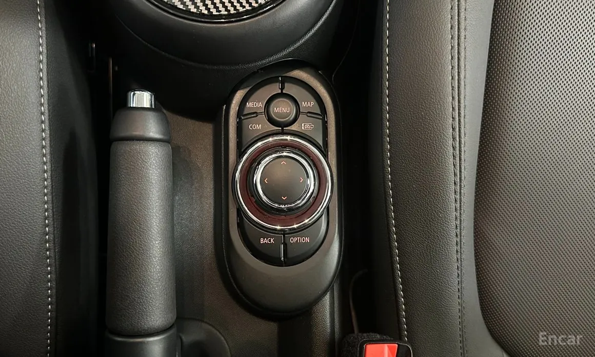 Фото 16 - Mini Cooper