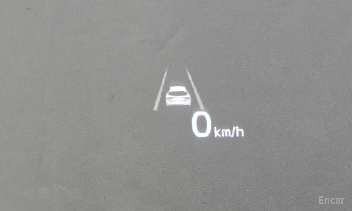 Фото 17 - Kia Stinger