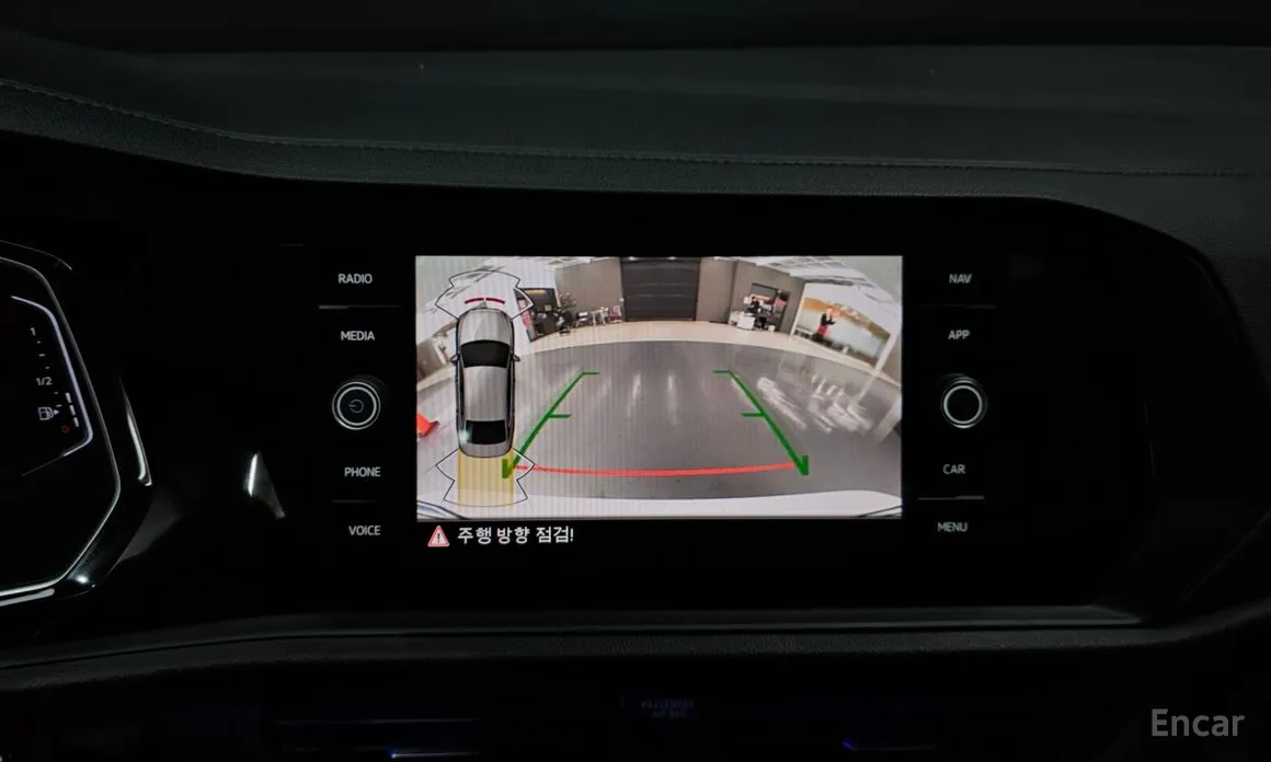 Фото 16 - Volkswagen Jetta