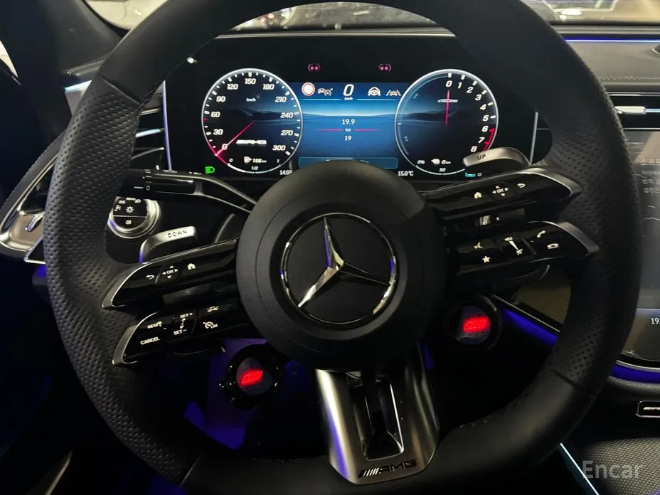 Фото 9 - Mercedes-Benz E-Class