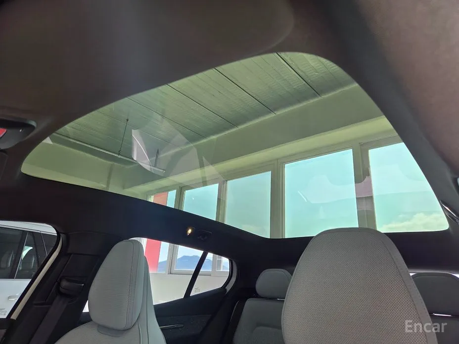 Фото 18 - Volvo EX30