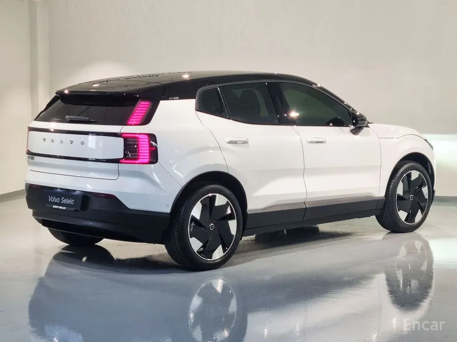 Фото 2 - Volvo EX30