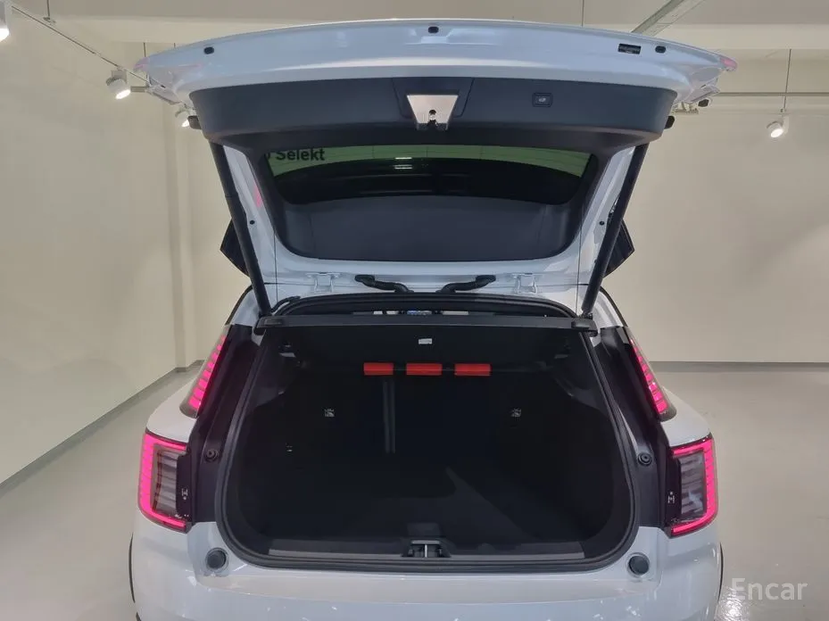 Фото 20 - Volvo EX30