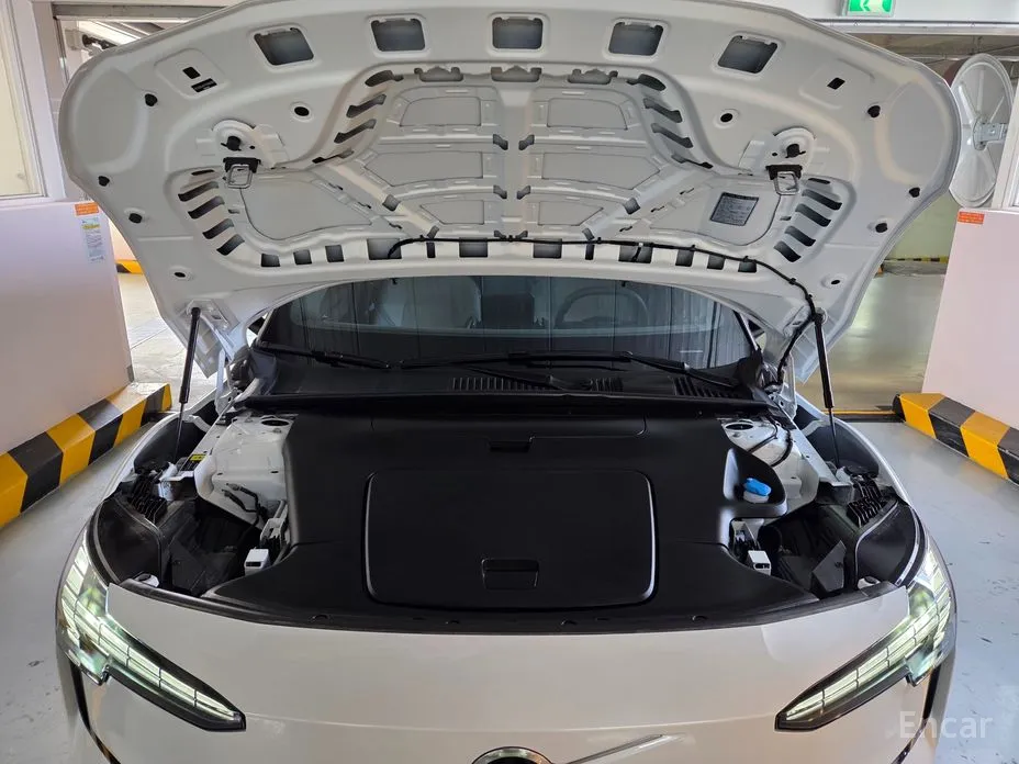 Фото 6 - Volvo EX30