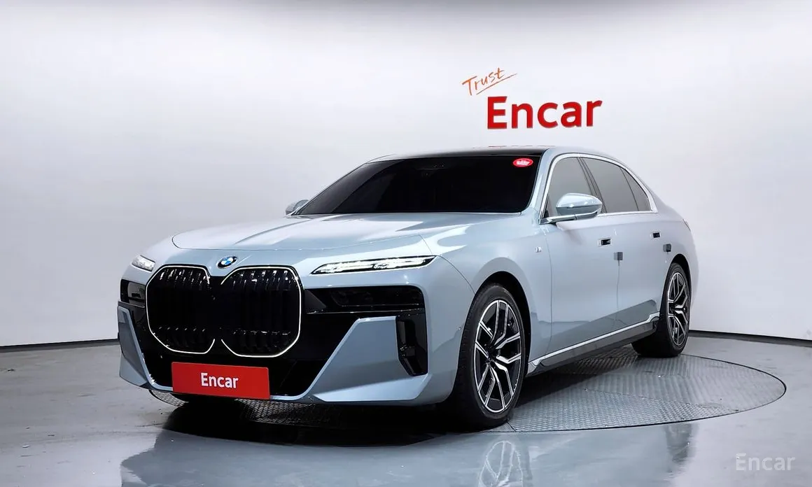 Фото 1 - BMW 7 Series