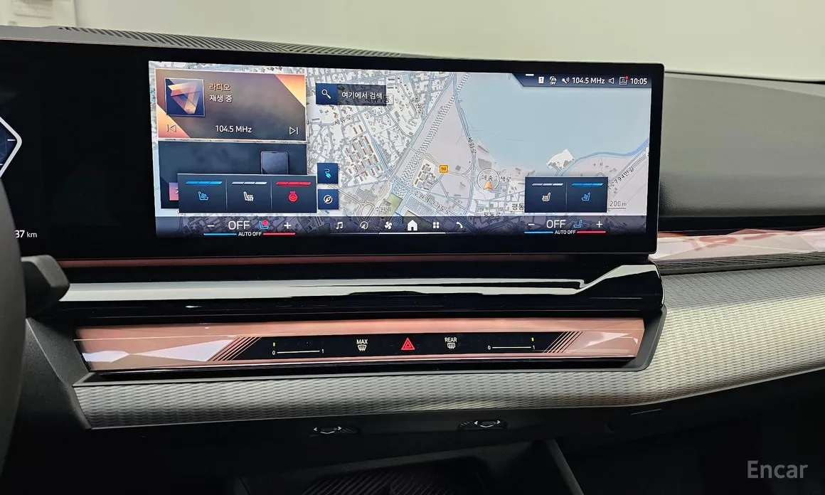 Фото 14 - BMW i5