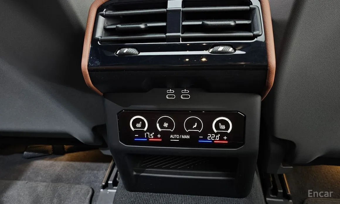 Фото 18 - BMW i5