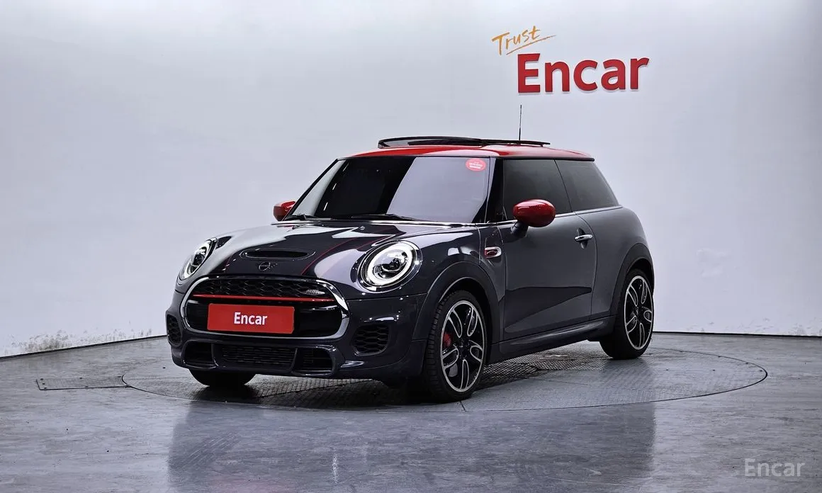 Фото 1 - Mini Cooper