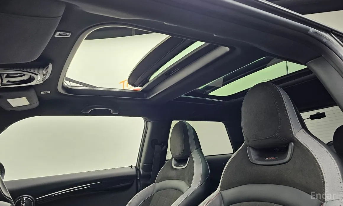 Фото 19 - Mini Cooper