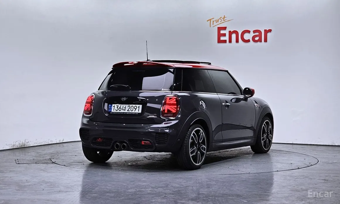 Фото 2 - Mini Cooper