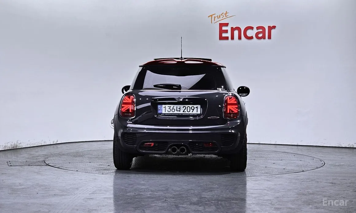 Фото 4 - Mini Cooper