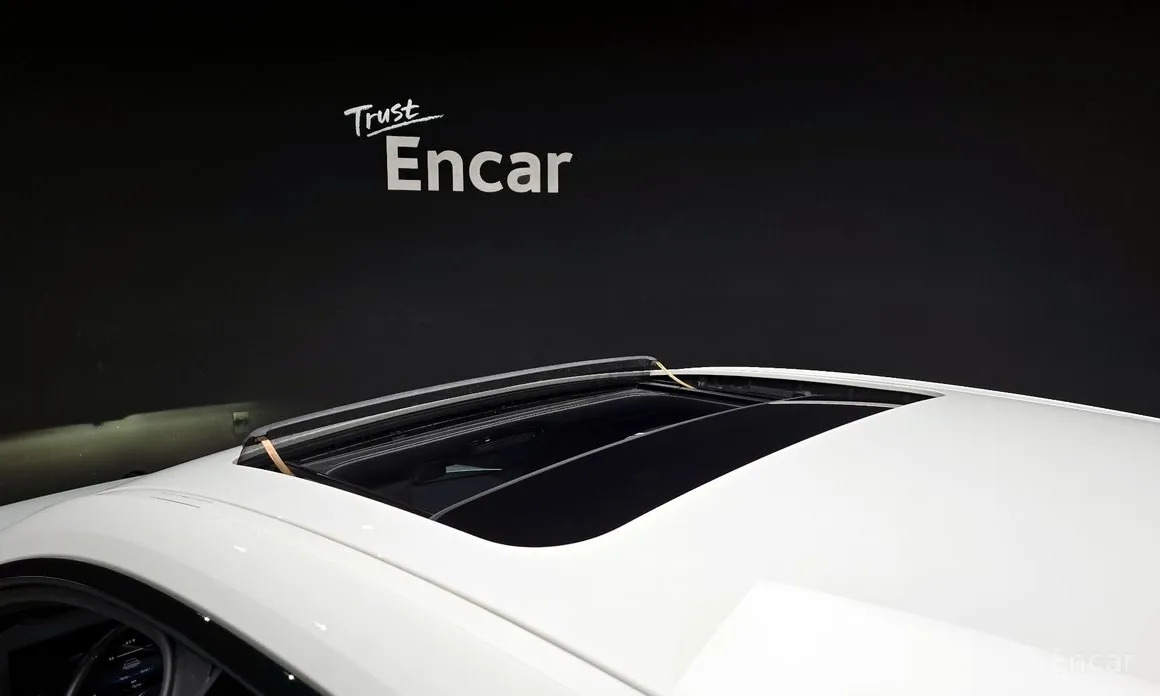 Фото 19 - BMW i4