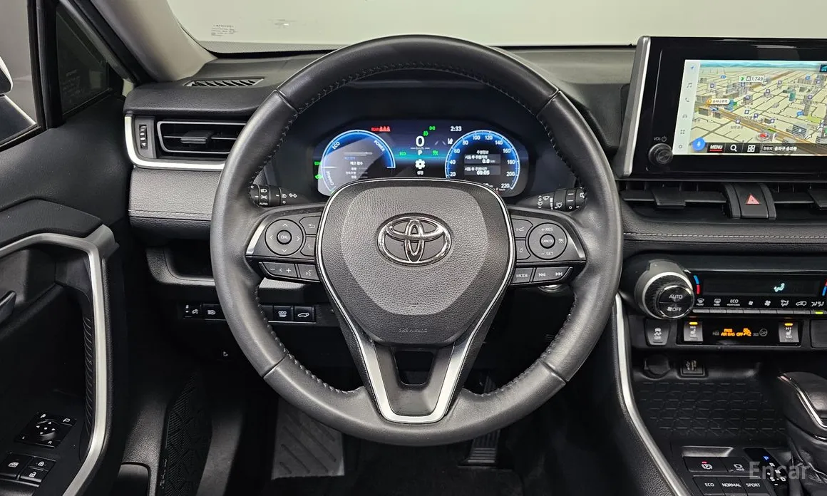 Photo 15 - Toyota RAV4