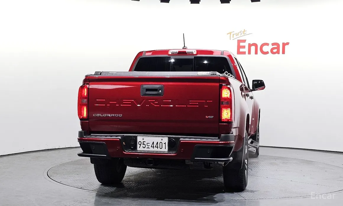 Фото 4 - Chevrolet Colorado