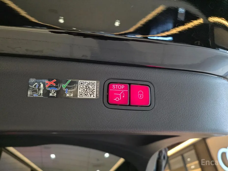 Фото 17 - Mercedes-Benz EQS