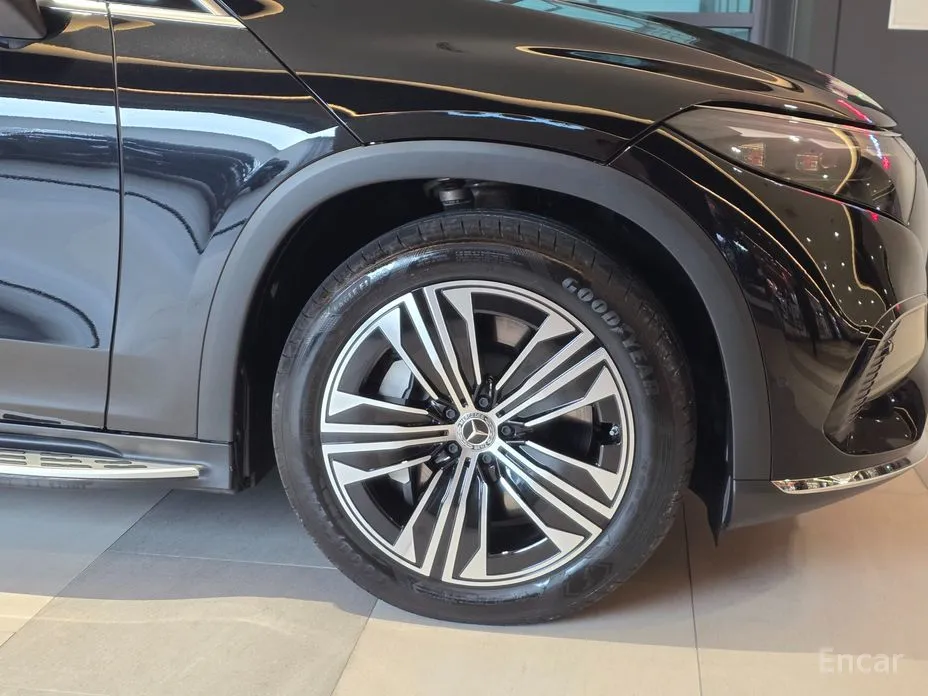 Фото 5 - Mercedes-Benz EQS