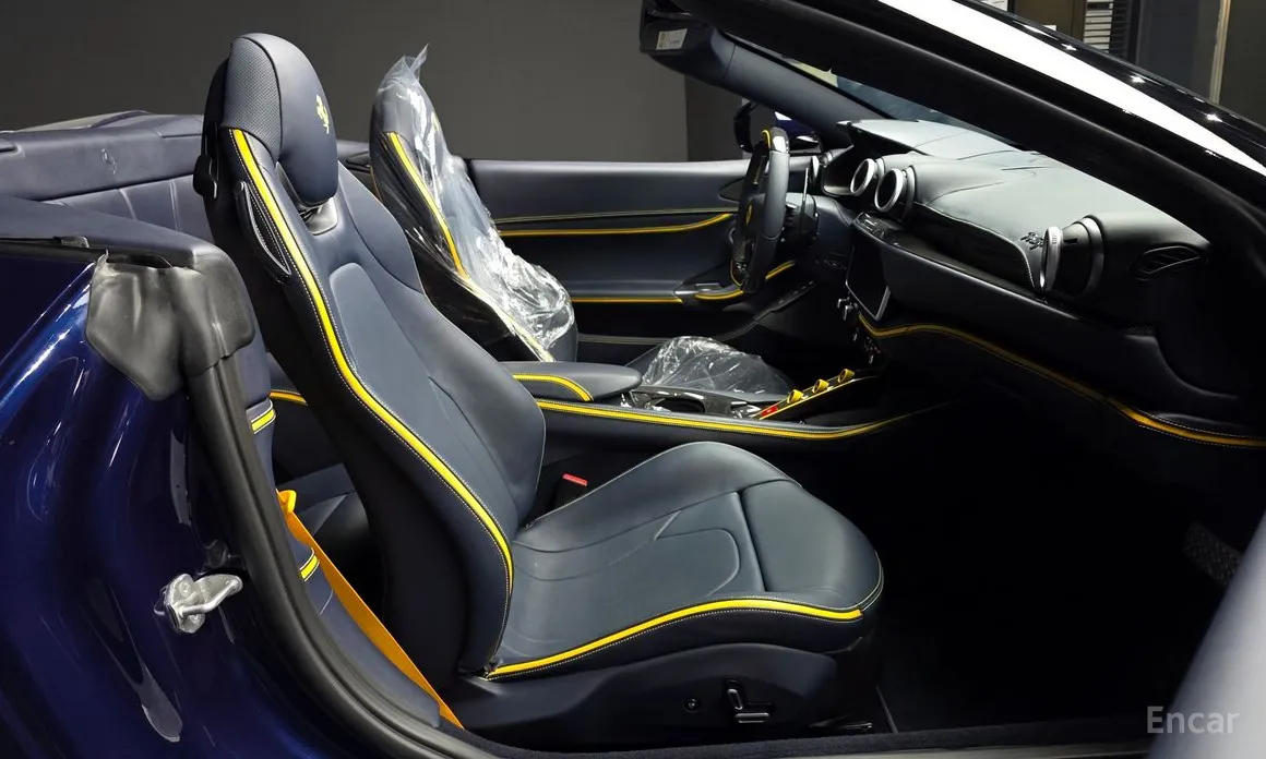 Фото 11 - Ferrari Portofino