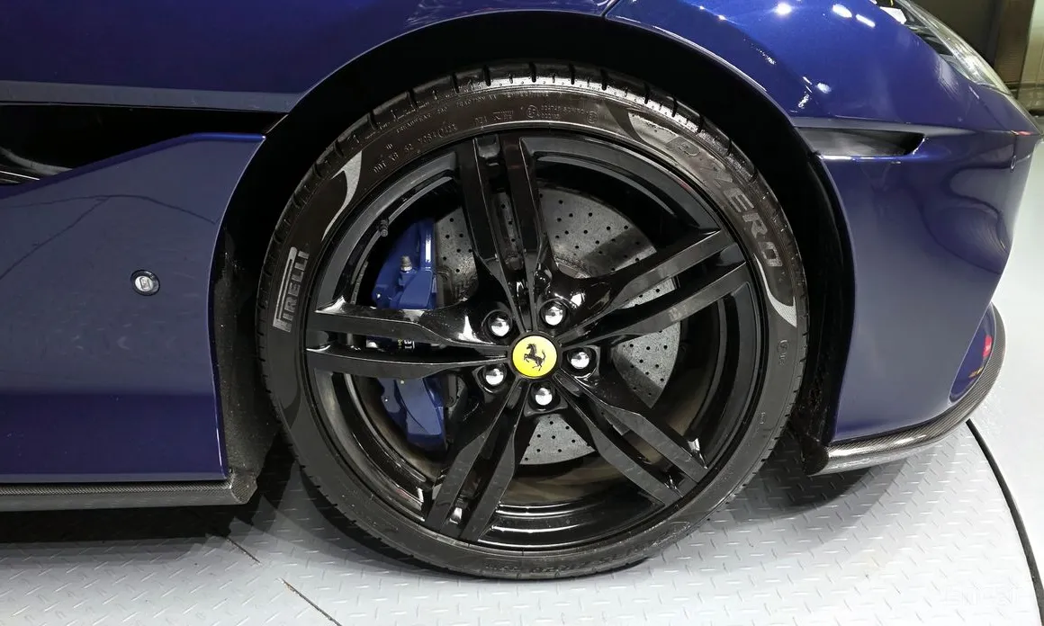 Фото 5 - Ferrari Portofino