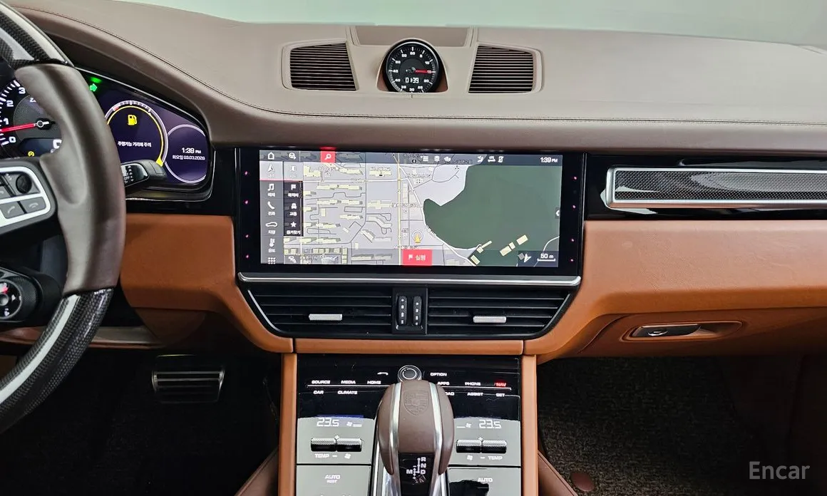 Фото 14 - Porsche Cayenne