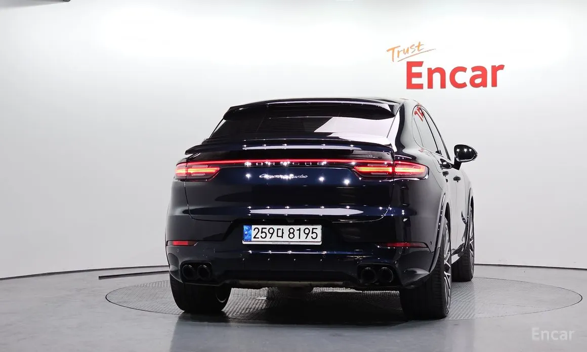 Фото 4 - Porsche Cayenne