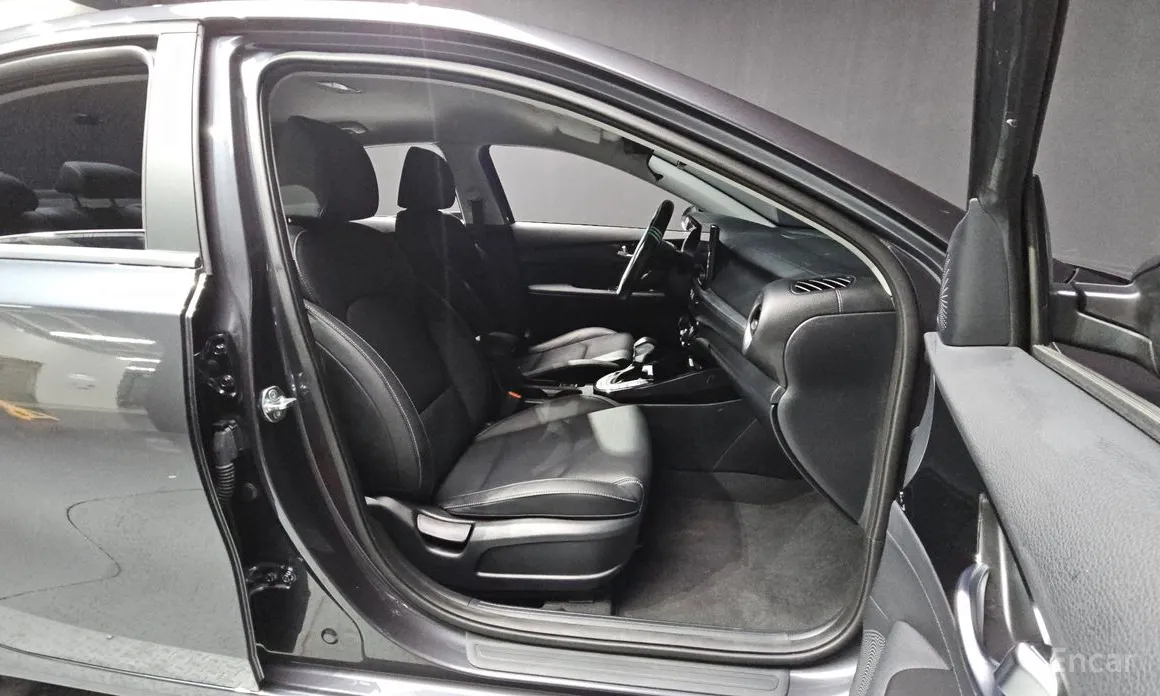 Фото 11 - Kia K3