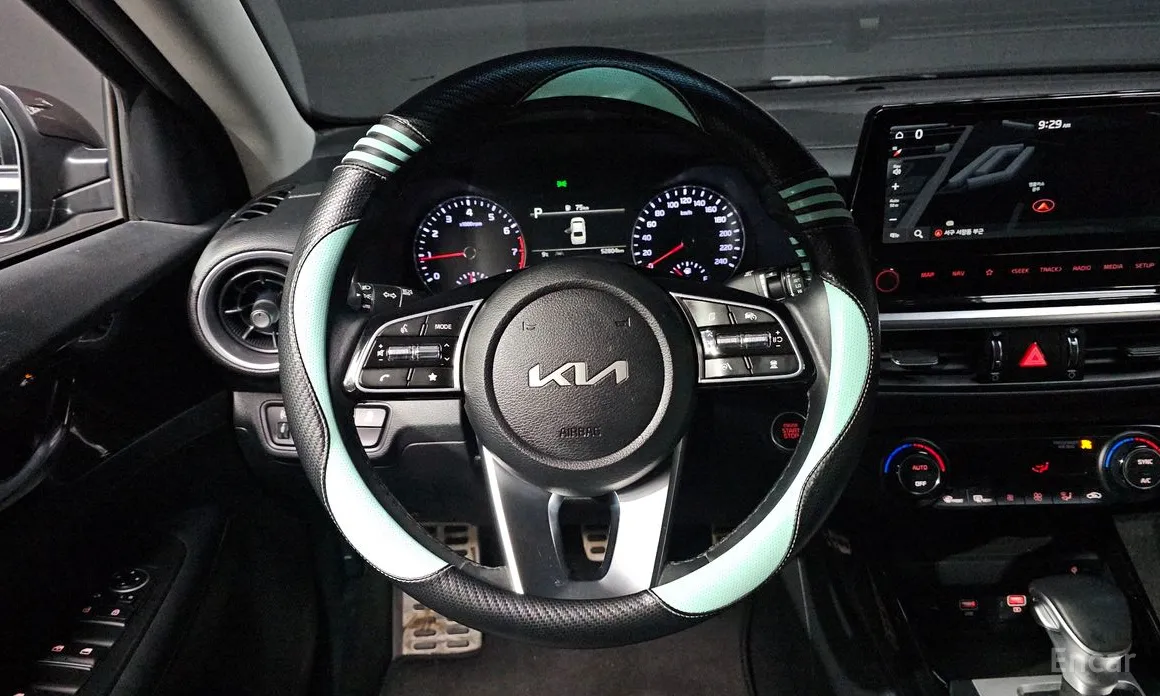 Фото 13 - Kia K3