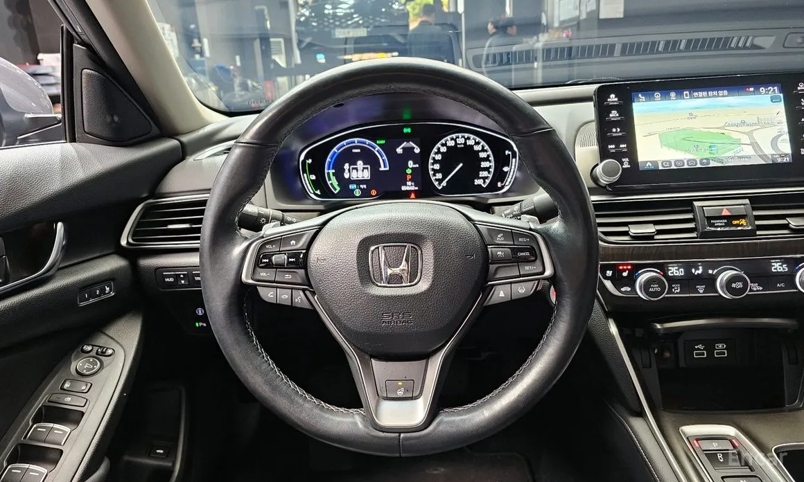 Фото 14 - Honda Accord