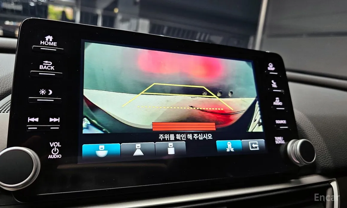 Фото 16 - Honda Accord