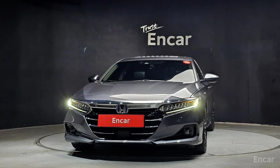 Фото 3 - Honda Accord