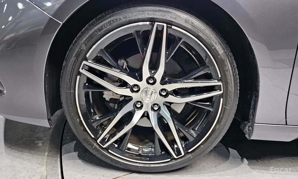 Фото 5 - Honda Accord