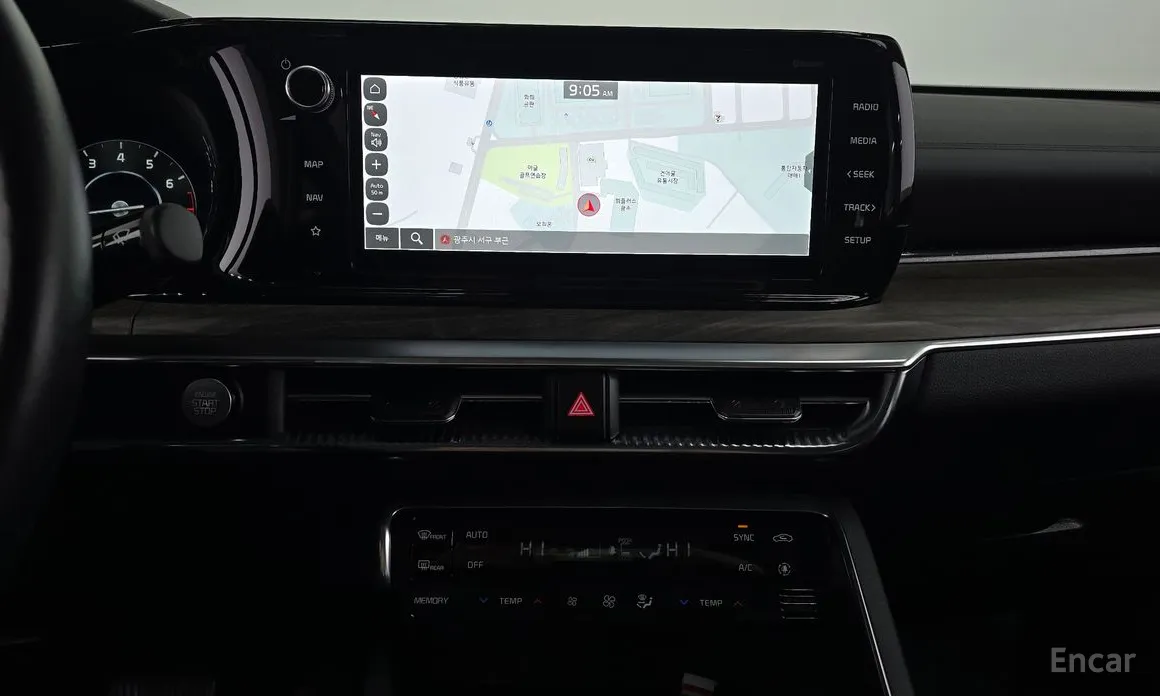 Фото 14 - Kia K5