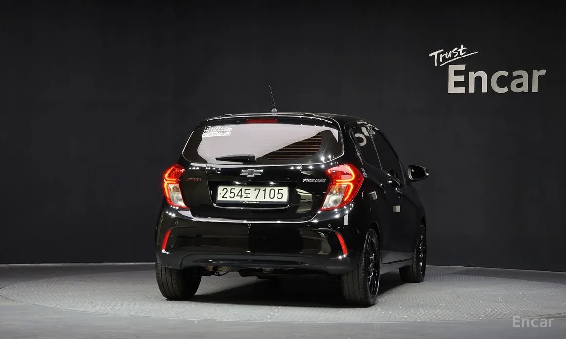 Фото 4 - Chevrolet Spark