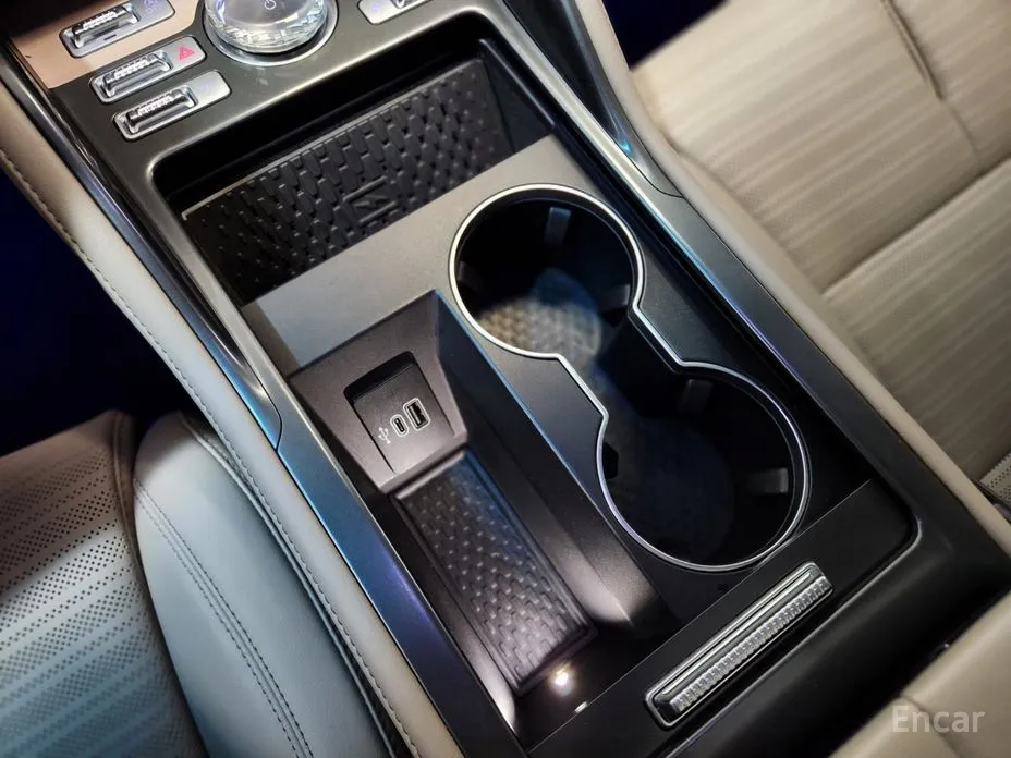 Фото 16 - Lincoln Nautilus