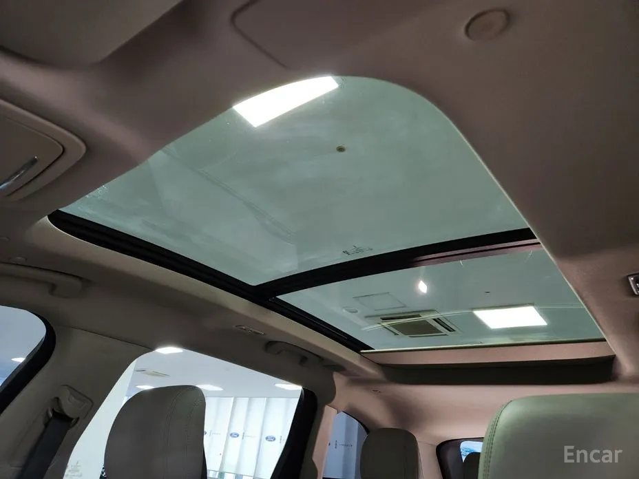 Фото 19 - Lincoln Nautilus