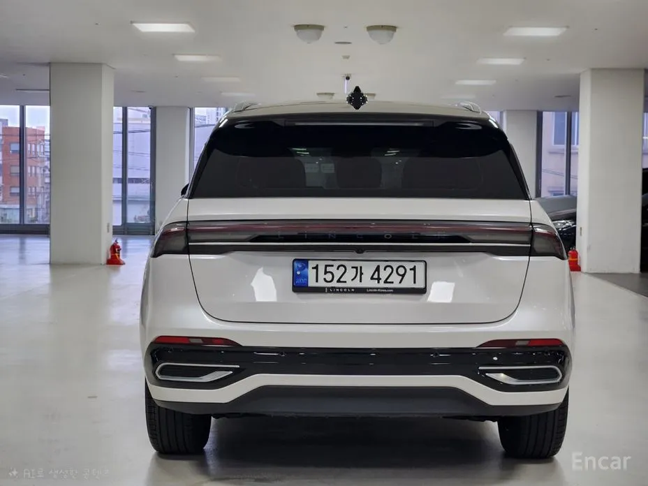 Фото 4 - Lincoln Nautilus