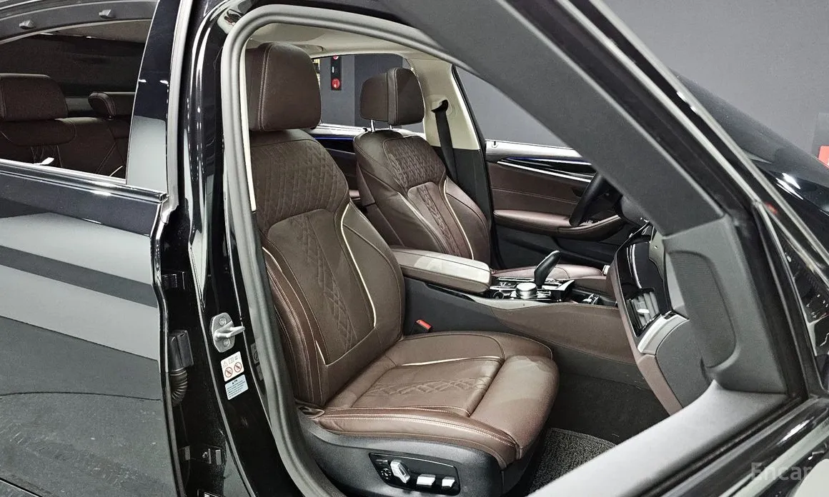 Фото 10 - BMW 5 Series